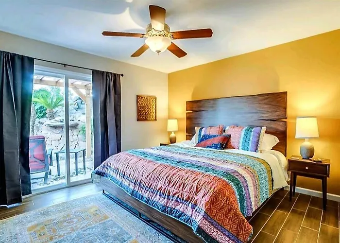 Tranquil Oasis Near Old Town, Hot Tub, Mountain Views * Scottsdale